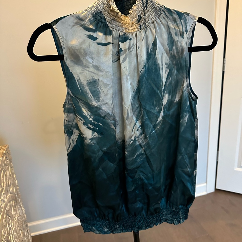 Lafayette 148 New York Blue and Gray Sleeveless Blouse
